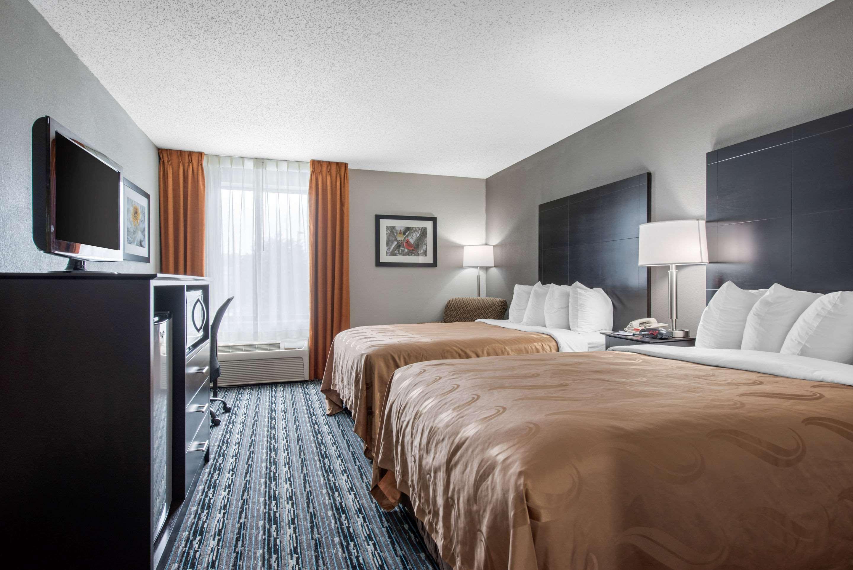 Quality Inn & Suites Brownsburg - Indianapolis West Exterior foto